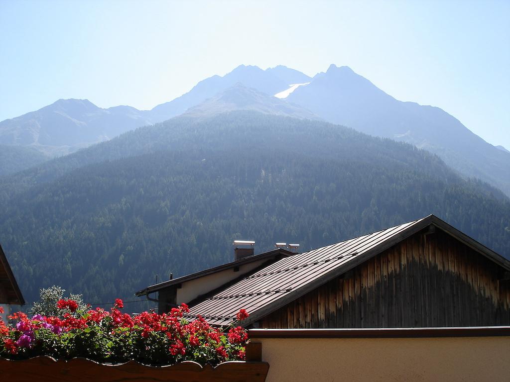 Apart Elisabeth Apartment Pettneu am Arlberg Phòng bức ảnh